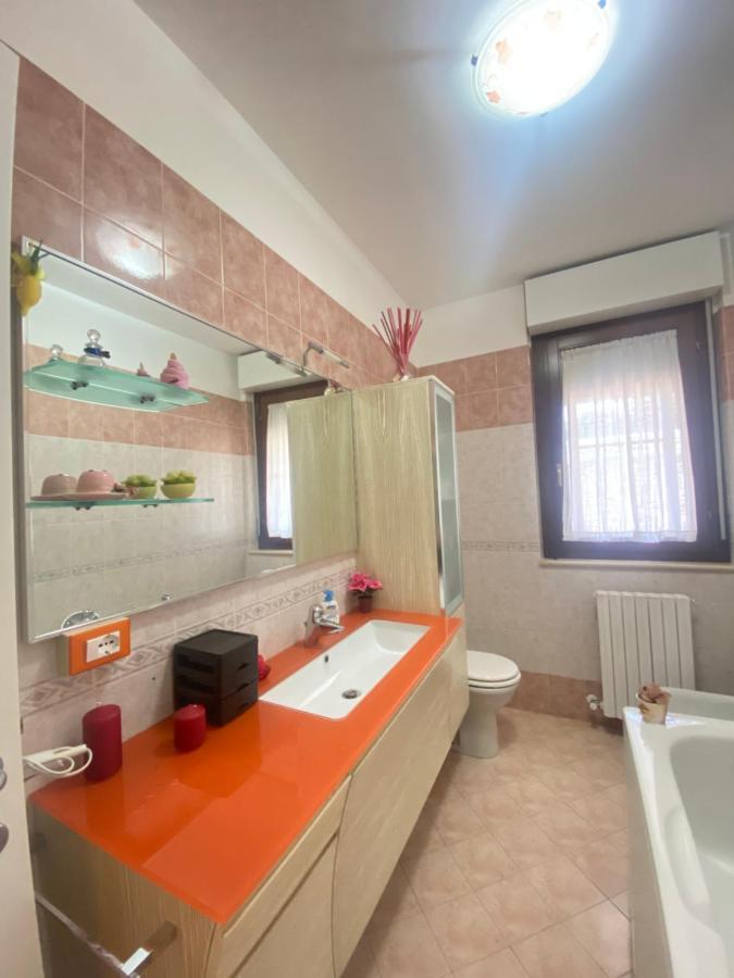 Caserma Guelfa - Casa Vacanza Chiarina San Benedetto del Tronto Luaran gambar