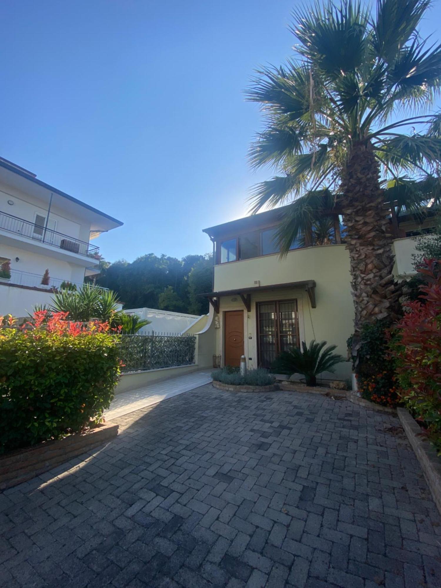 Caserma Guelfa - Casa Vacanza Chiarina San Benedetto del Tronto Luaran gambar