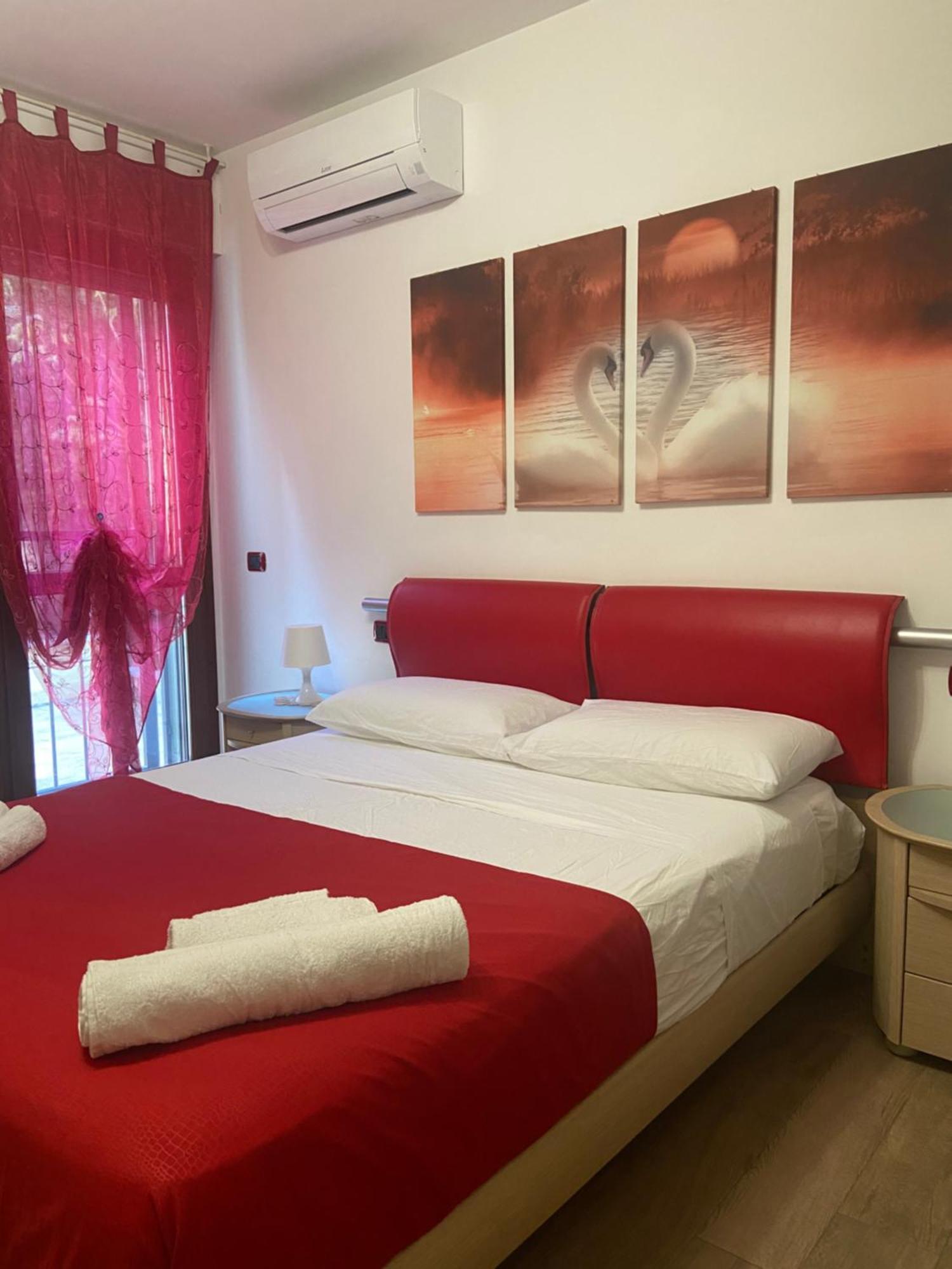 Caserma Guelfa - Casa Vacanza Chiarina San Benedetto del Tronto Luaran gambar
