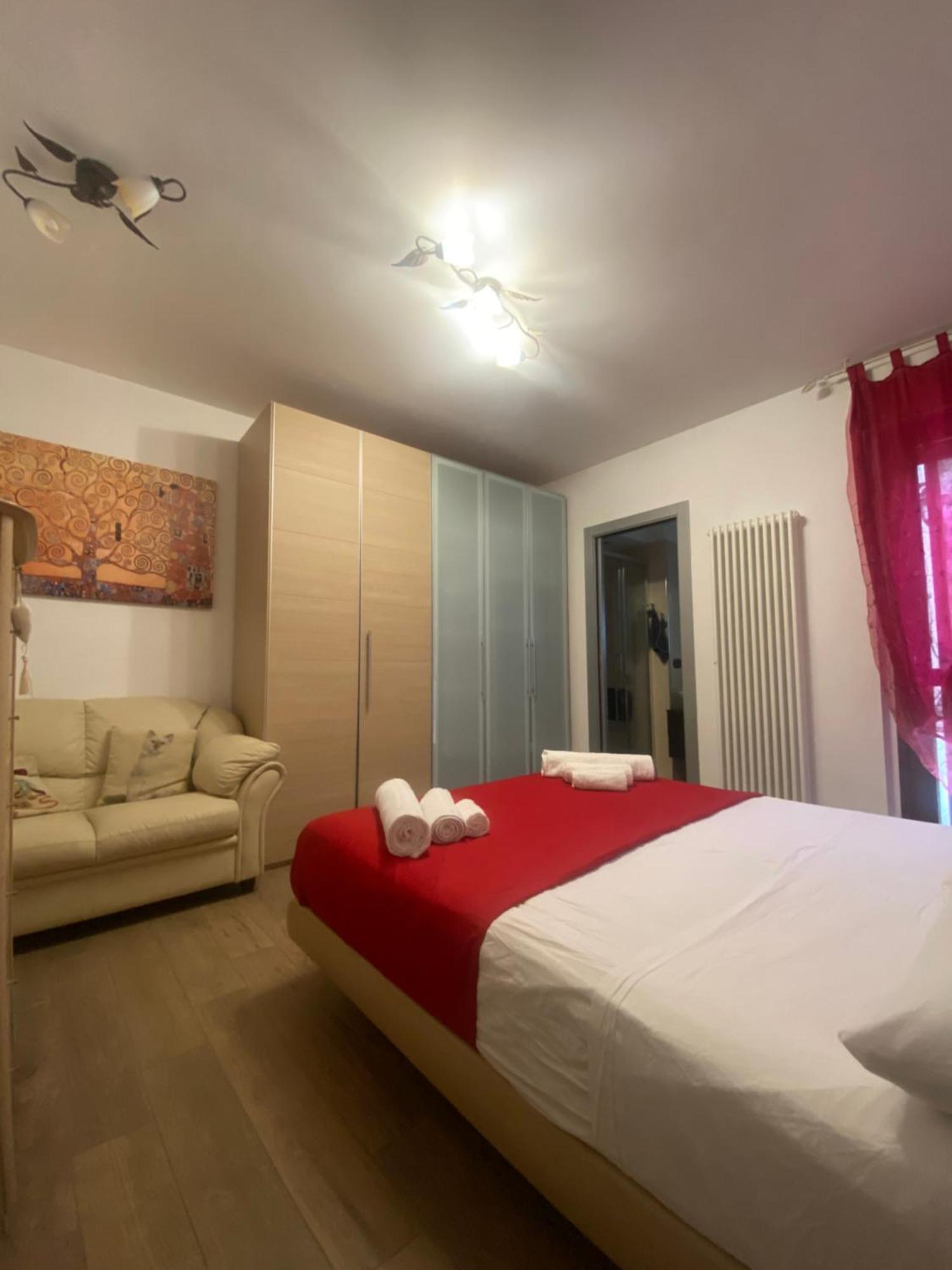 Caserma Guelfa - Casa Vacanza Chiarina San Benedetto del Tronto Luaran gambar