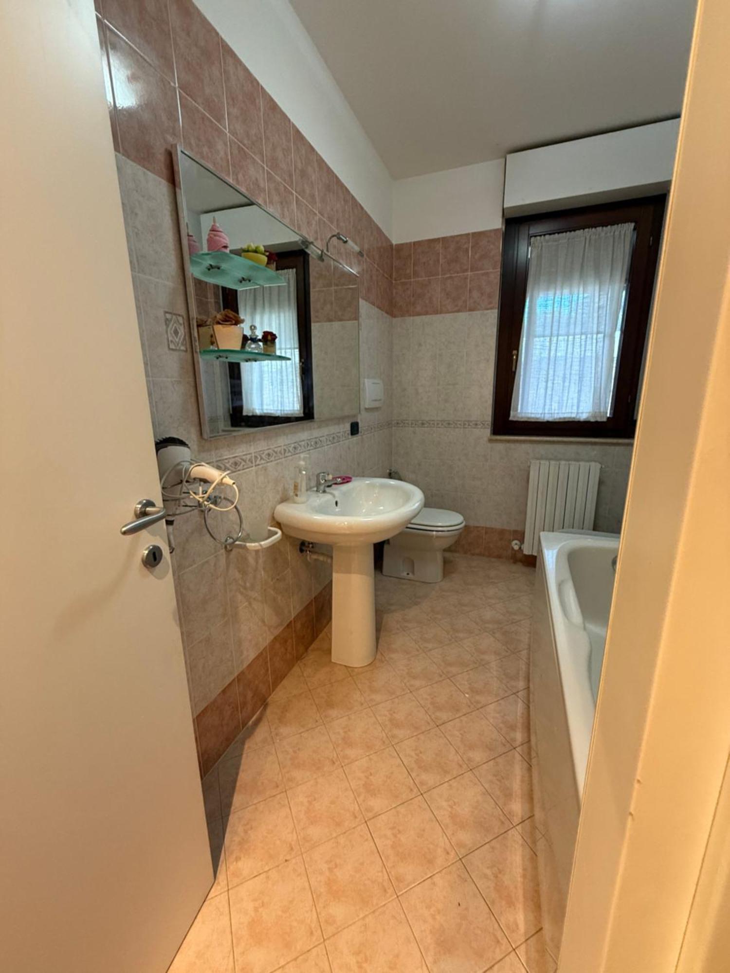 Caserma Guelfa - Casa Vacanza Chiarina San Benedetto del Tronto Luaran gambar