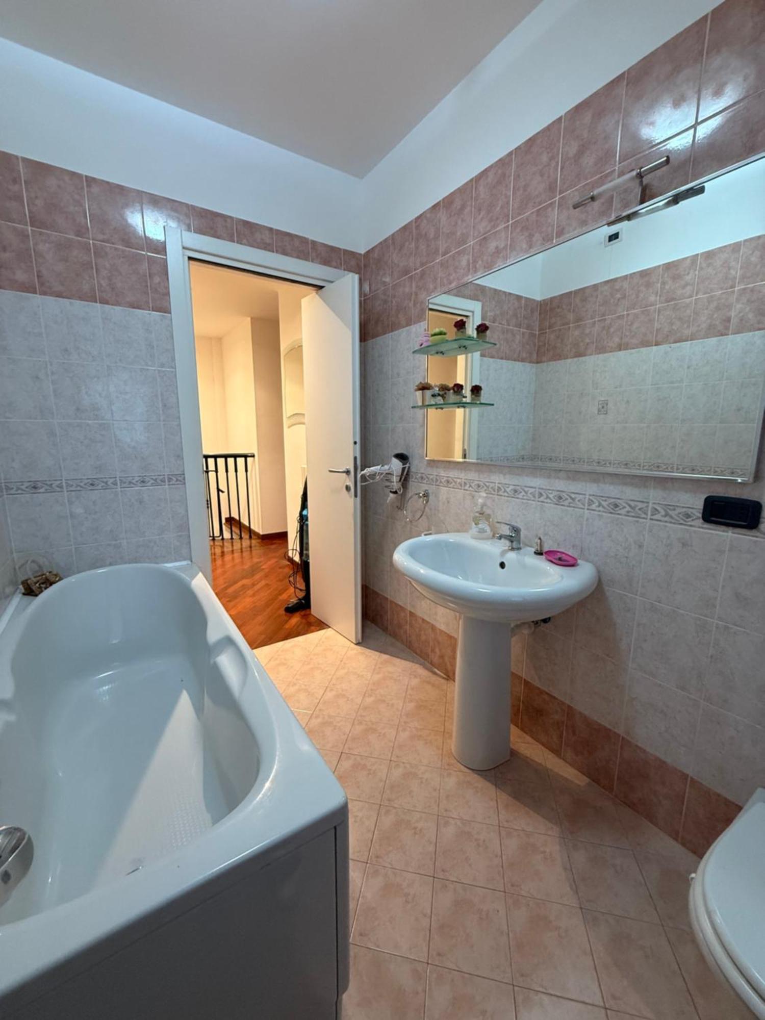 Caserma Guelfa - Casa Vacanza Chiarina San Benedetto del Tronto Luaran gambar